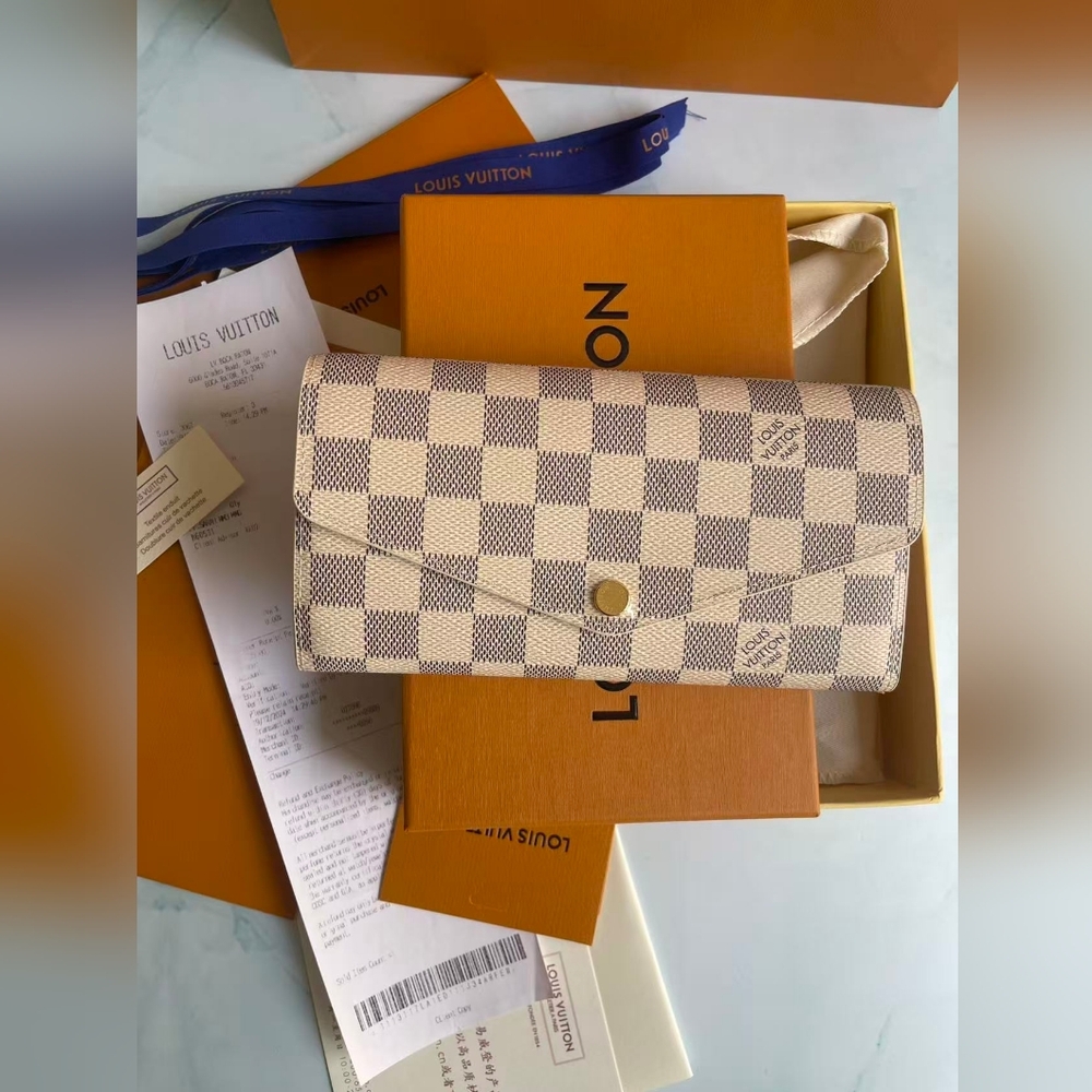 Louis Vuitton Damier Azur Sarah Wallet